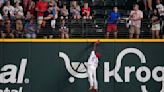 Rangers All-Star Garcia leaves after coming down hard trying to rob Astros of homer