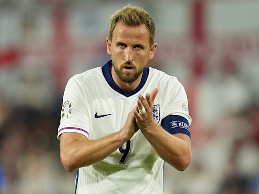 Harry Kane trolled by Paul Merson as ex-Arsenal star fires dig during England draw