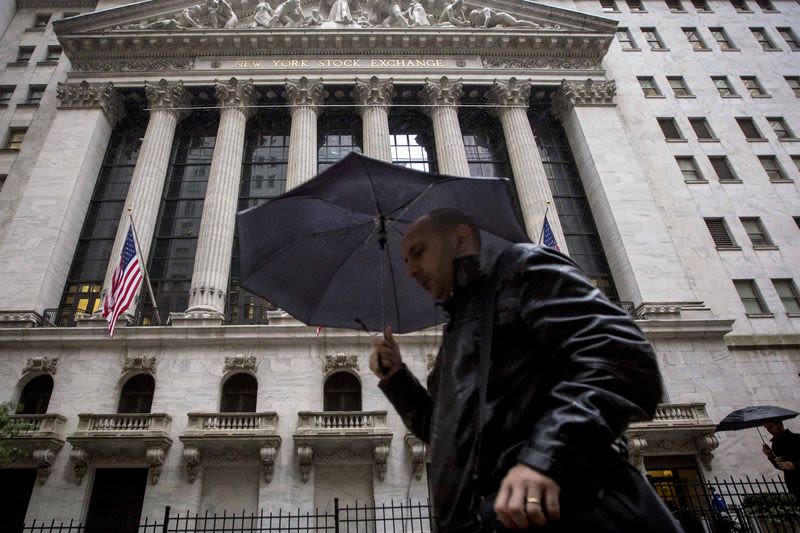 U.S. stocks mixed at close of trade; Dow Jones Industrial Average down 0.30% By Investing.com