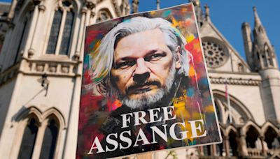 UK High Court allows Julian Assange to continue appealing extradition to US