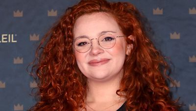 Fans go wild as Carrie Hope Fletcher bags lead role in new UK tour