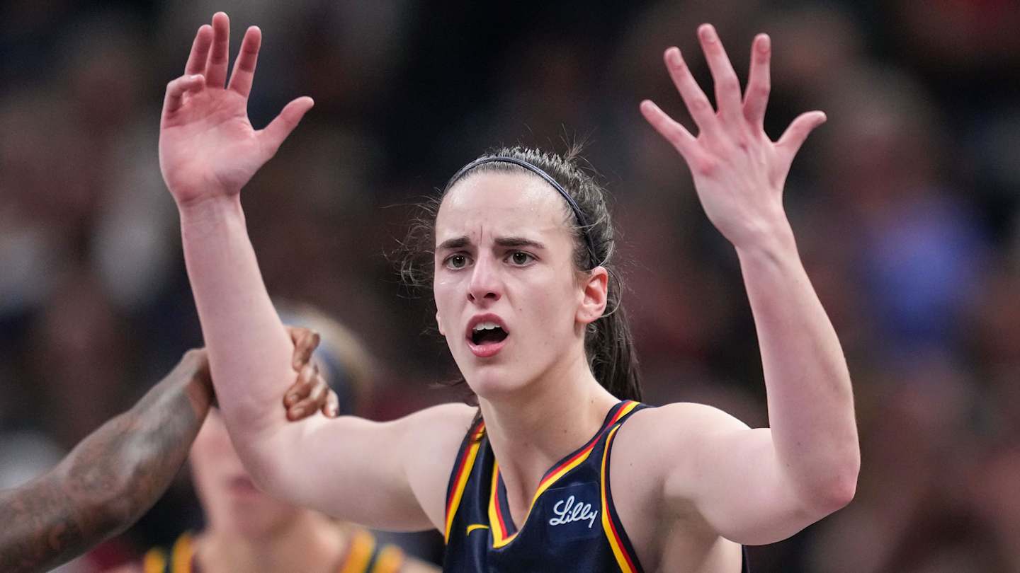 Caitlin Clark’s Teammates Hilariously Banded Together to Prevent Costly Technical Foul