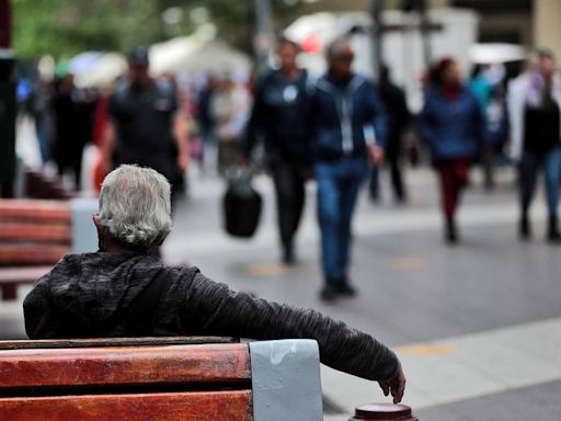 Todos los fondos de pensiones cayeron en abril y los más riesgosos fueron los de peor desempeño - La Tercera