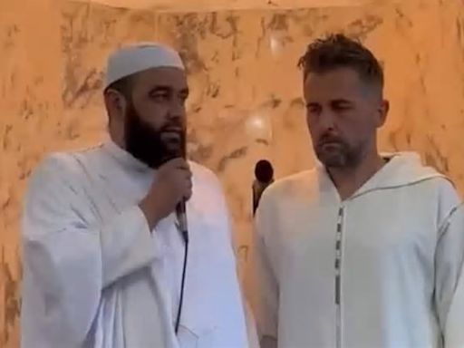 Inspiré par Gaza : Patrice Beaumelle, Entraîneur Français du MCA, se convertit à l’Islam