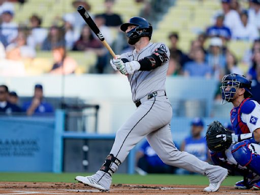 Diamondbacks' Christian Walker continues his Dodger Stadium rampage, hitting 2 more homers