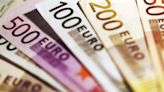 Euro’s Fall Toward $1 Parity: What It Means for Crypto