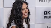 Demi Moore : à 60 ans, elle dit adieu à ses cheveux longs et adopte un carré rajeunissant qui fait gagner 20 ans