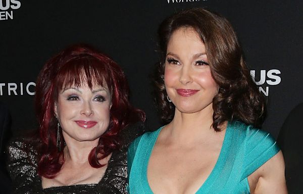 Ashley Judd Celebrates Sister Wynonna's 60th Birthday With Sweet Video