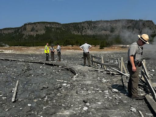 'Hydrothermal' explosion sends visitors fleeing at Yellowstone National Park