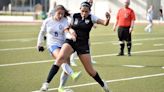 Royals, Panthers split key D-I soccer matchups