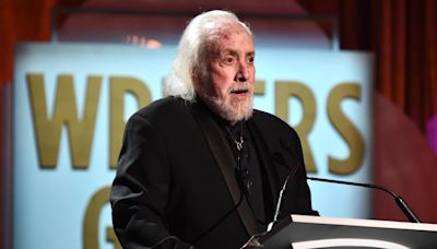 Robert Towne, Chinatown and Mission: Impossible Screenwriter, Dies at 89