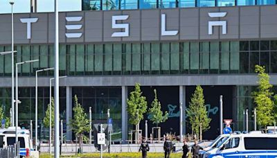 Culmina intensa jornada de protestas contra Tesla en Berlín | Teletica