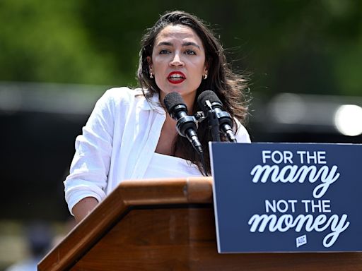 AOC wants to impeach SCOTUS justices following Trump immunity ruling