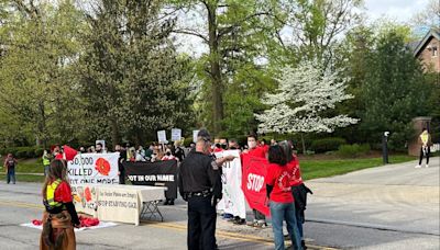 Protesters accused of blocking traffic in front of Indiana Gov Mansion charged