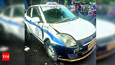 Cab owner crushed while preventing theft | Kolkata News - Times of India