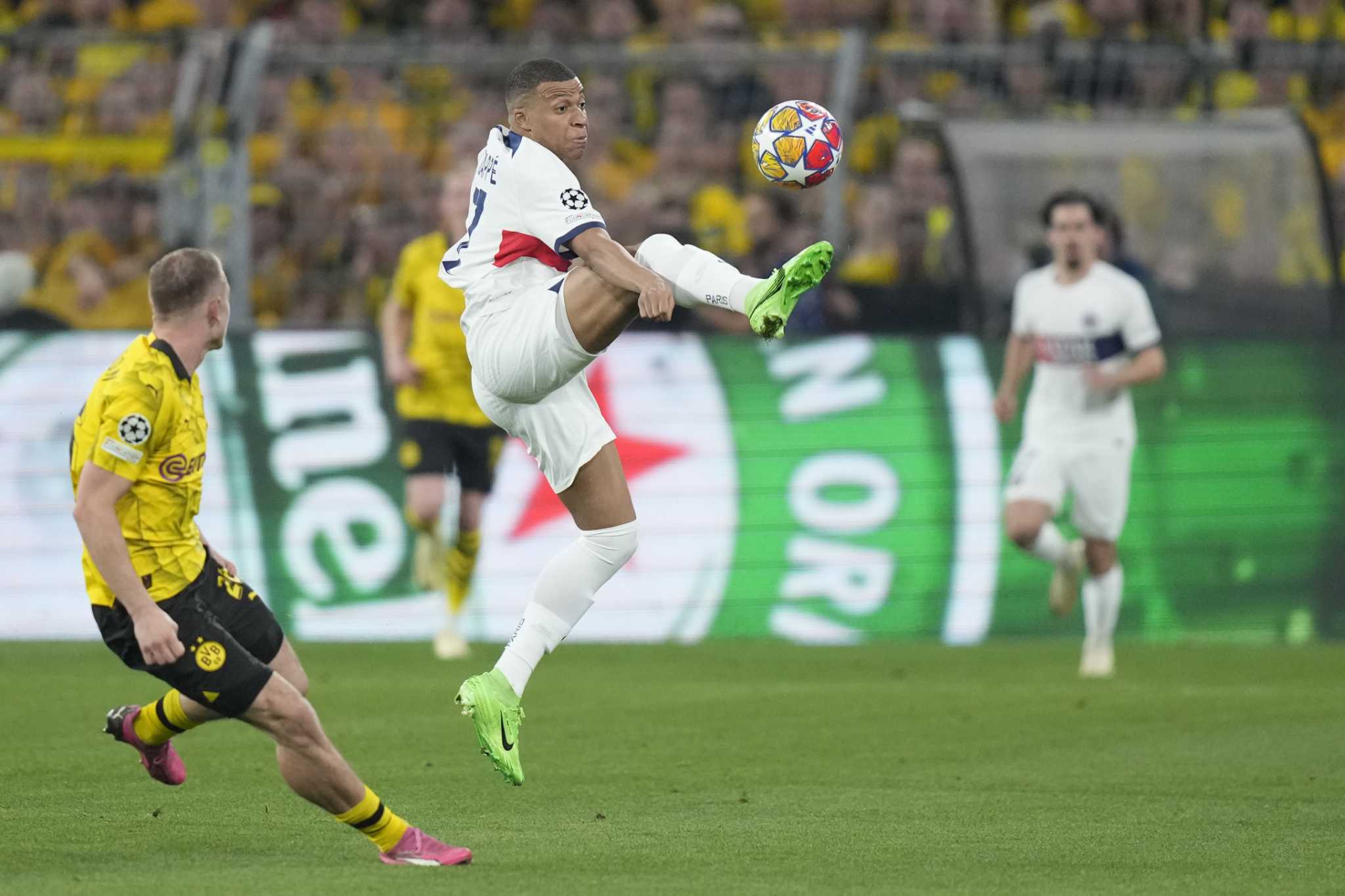 Mbappé plays his final CL game in Paris with PSG. But it's the defense that is back in the spotlight