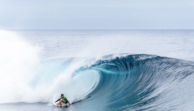 Gallery: 10 Hours From the Channel at Teahupo'o