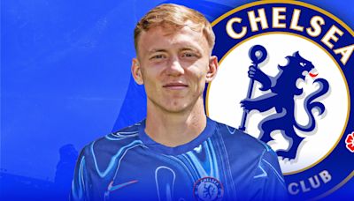 Bid submitted as Chelsea make opening offer to "incredibly fast" £25m ace