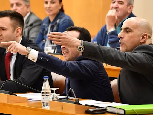 Carlos Verdejo (Vox) llama "súbditos de Mohamed VI" a dos diputados musulmanes de la Asamblea de Ceuta