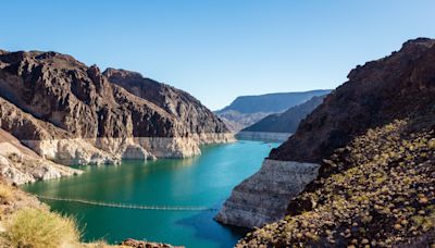 Lake Mead's water level is falling