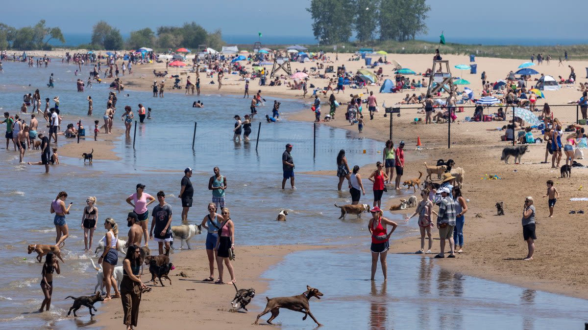 Beaches in Chicago to open for season as Memorial Day weekend gets underway
