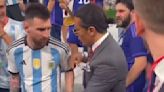 Salt Bae es investigado por la FIFA por unirse a los festejos del seleccionado argentino en el campo de juego luego de la final del Mundial Qatar 2022