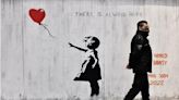 ¿Revelado el verdadero nombre de Banksy? Una entrevista de 2003 parece desvelar la identidad del artista