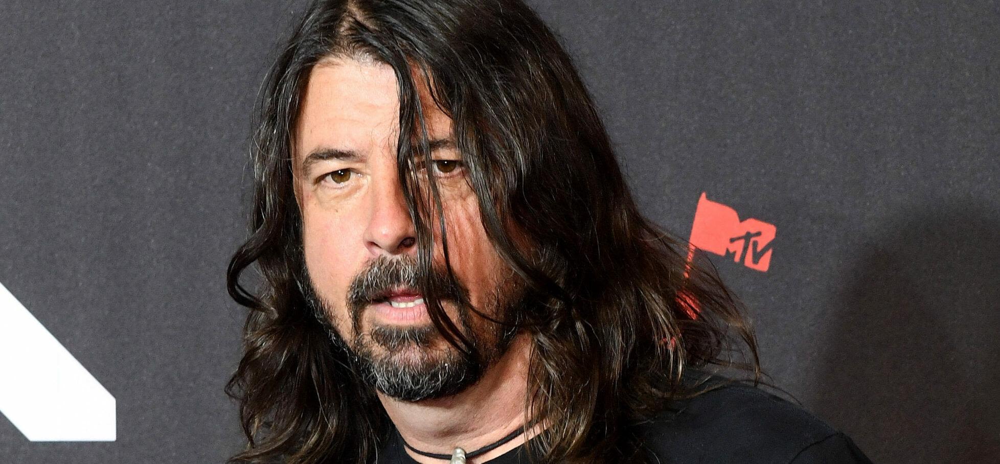 Dave Grohl Reportedly Hired A Divorce Attorney Before Revealing He Had A Child Out Of Wedlock