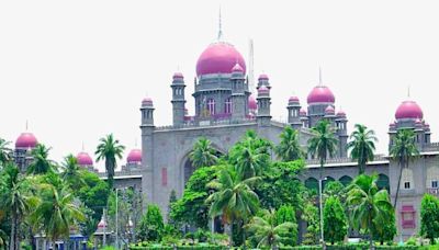 Disqualification of turncoat MLAs: High Court declines stay on order to Speaker