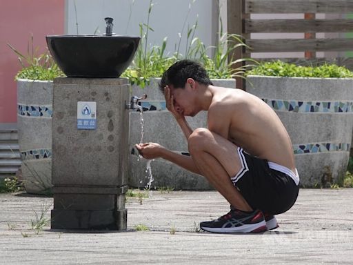 雲林斗南高溫37.9度 中部以北午後防雷陣雨