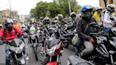 Si existiera pico y placa para motos en Bogotá, cuáles podrían andar sin restricción