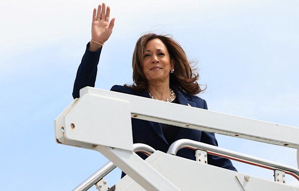 Kamala Harris to attend Rep. Sheila Jackson Lee's funeral in Texas