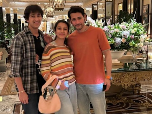 Namrata Shirodkar shares a touching message for Mahesh Babu on Father's Day; Says, ''Thank you for being the rock of our family' | - Times of India