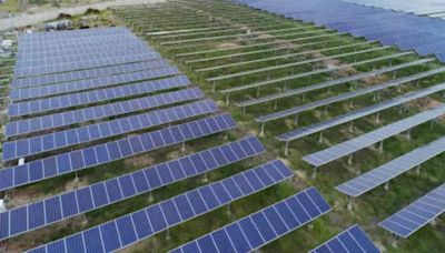India's power demand set to surge by 80 GW by 2027; experts recommend 50 GW solar expansion - ET EnergyWorld