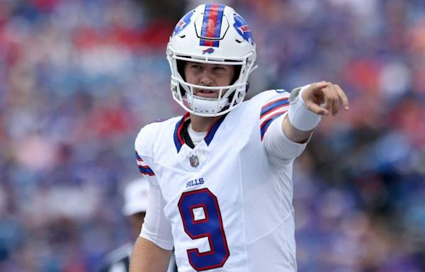 Former Bills QB’s Fiancée’s 3-Word Reply on if She’ll Miss Buffalo