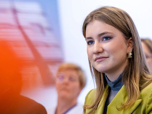 Elisabeth, Albert II et Philippe, trois générations réunies pour les 90 ans de l’ancien roi