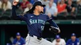 Mariners fend off Rangers to grab first place in AL West