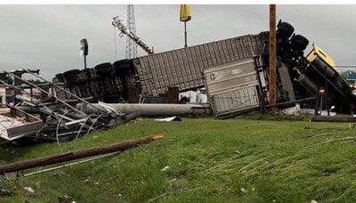 Tornado hits town in Eastern China, kills five, injures 100 others