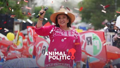 Xóchitl Gálvez pide a AMLO dejar la bandera en el Zócalo este domingo, durante la marcha de la “marea rosa”