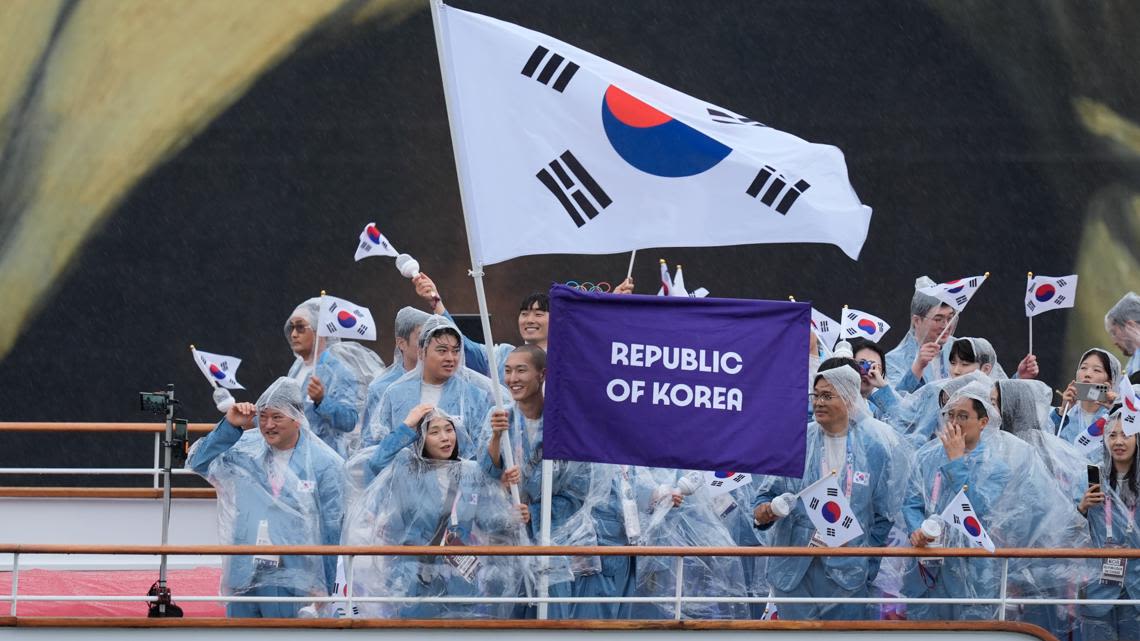 Olympic organizers apologize for introducing South Korean athletes as North Korea