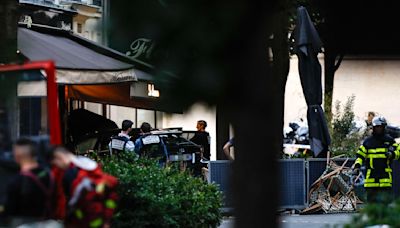 Paris : la terrasse percutée par un automobiliste, un acte « intentionnel » ? Le suspect conduit en psychiatrie