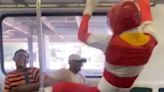 Vídeo: Power Rangers dançam e agitam passageiros de trem do Rio | Rio de Janeiro | O Dia