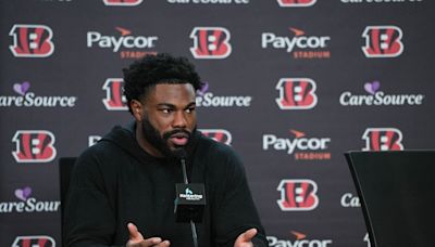 Look: Bengals Running Back Zack Moss Tosses Out First Pitch at Reds-Diamondbacks Game