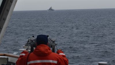 US Coast Guard spots Chinese warships off American coast