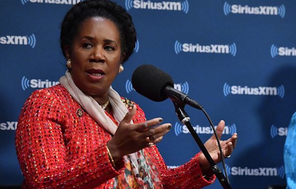 Rep. Sheila Jackson Lee, Longtime Congresswoman, Dies At 74