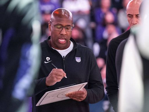 Sacramento Kings table contract extension talks with 2023 NBA Coach of the Year Mike Brown