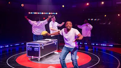 Othello: The Remix Bounces Along With Infectious Energy at Stages