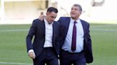 Xavi y Laporta se pronuncian tras el cambio de rumbo del Barcelona