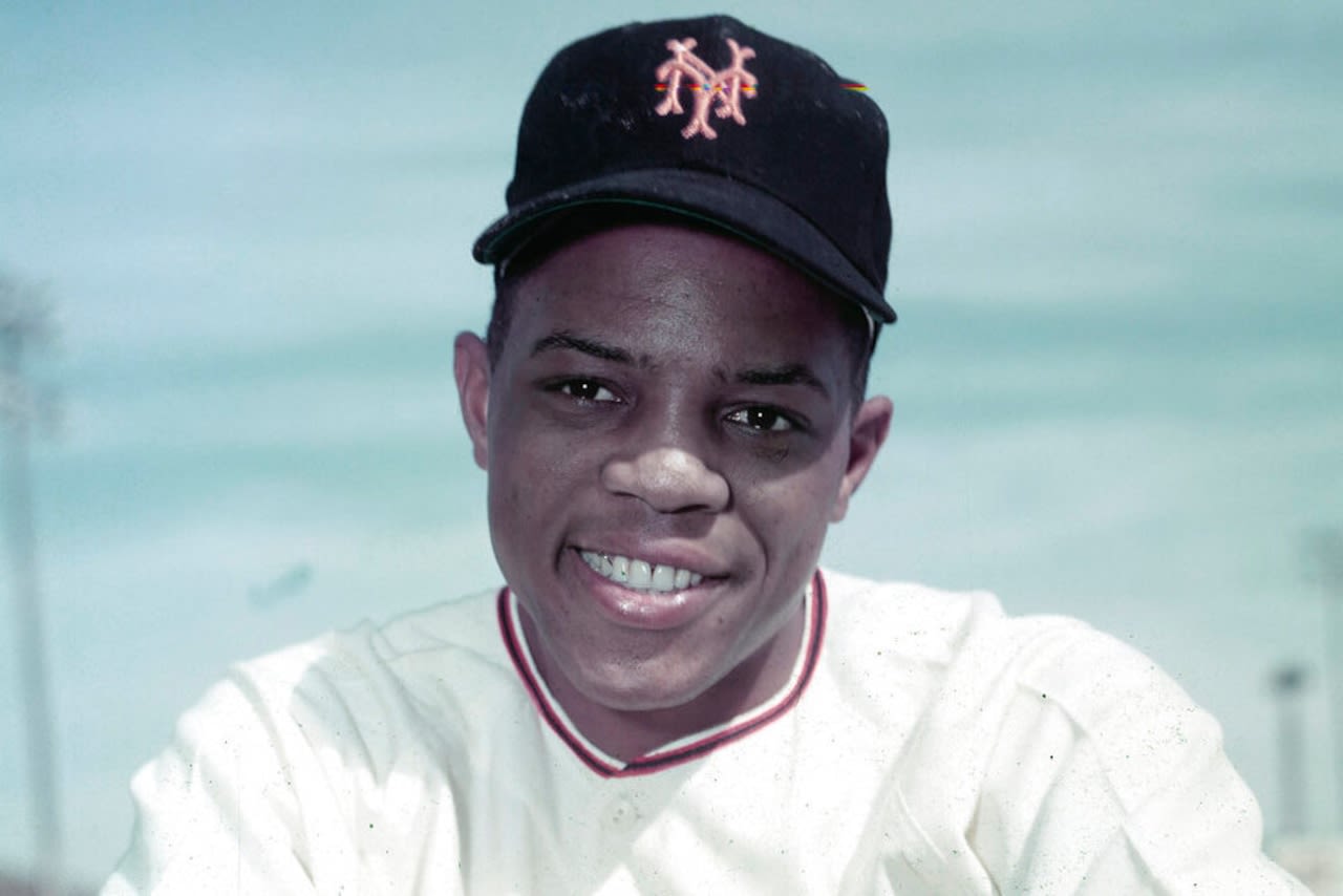 Willie Mays dead at 93: MLB greats, Billy Crystal, Magic Johnson, Billie Jean King, more react