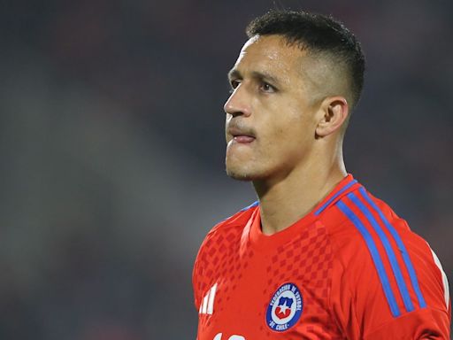 El mensaje de Alexis Sánchez tras su ausencia en la nómina de la Roja - La Tercera